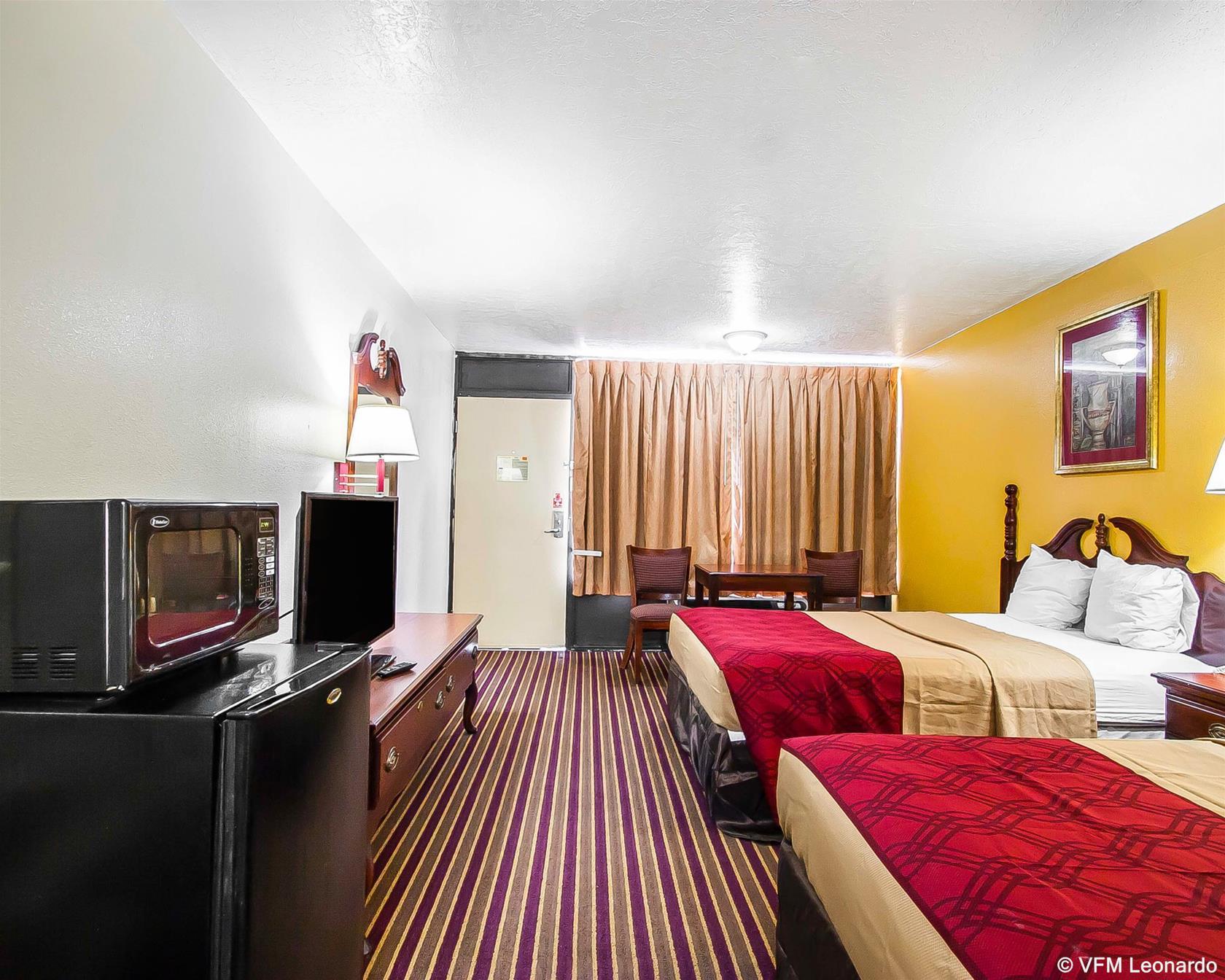 Econo Lodge Dyersburg Екстериор снимка