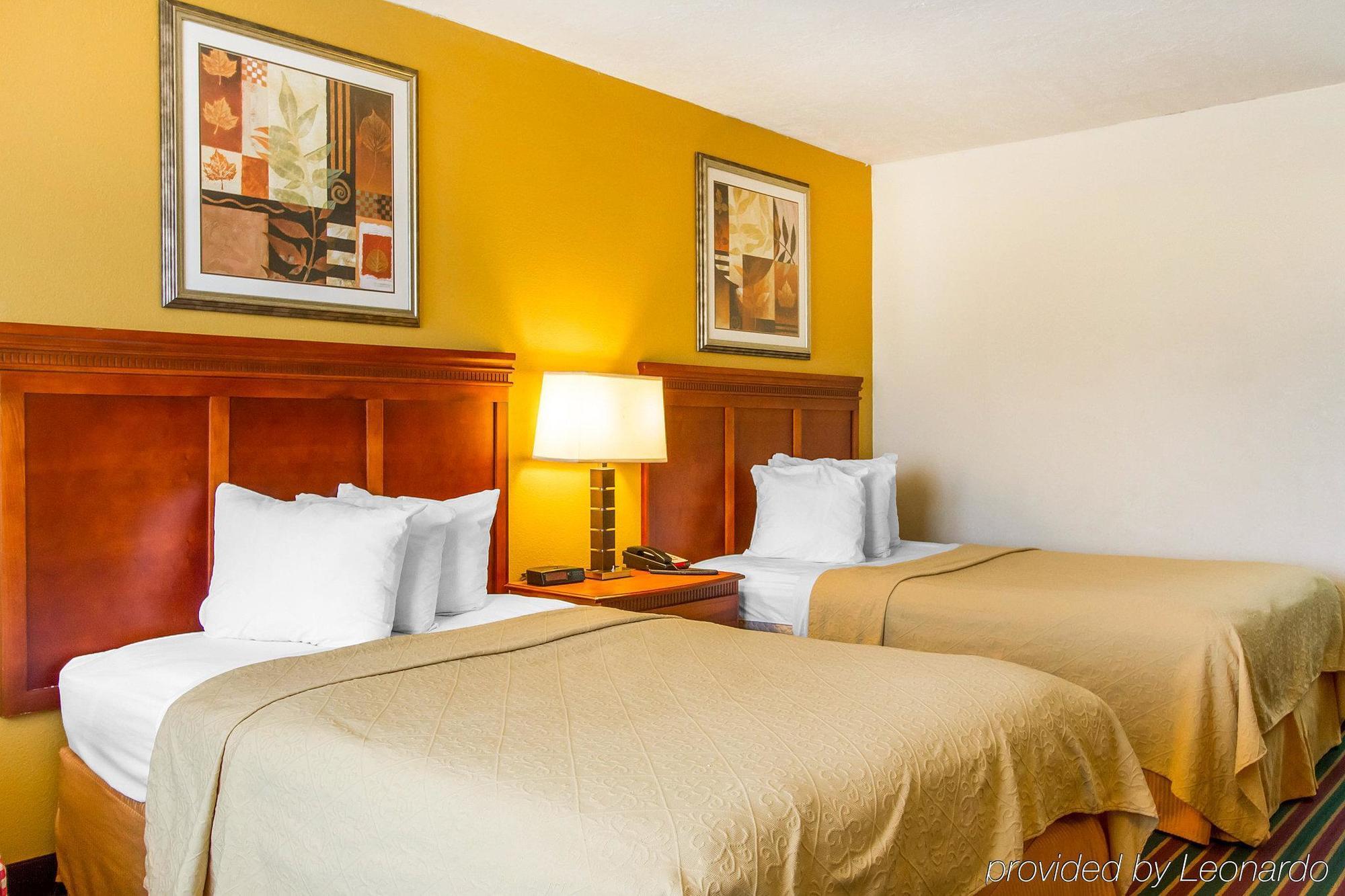 Econo Lodge Dyersburg Екстериор снимка