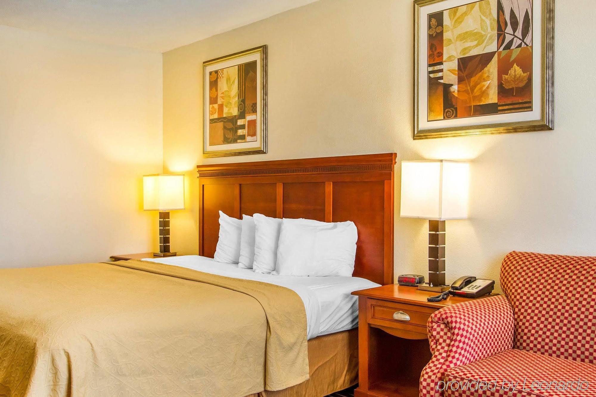 Econo Lodge Dyersburg Екстериор снимка