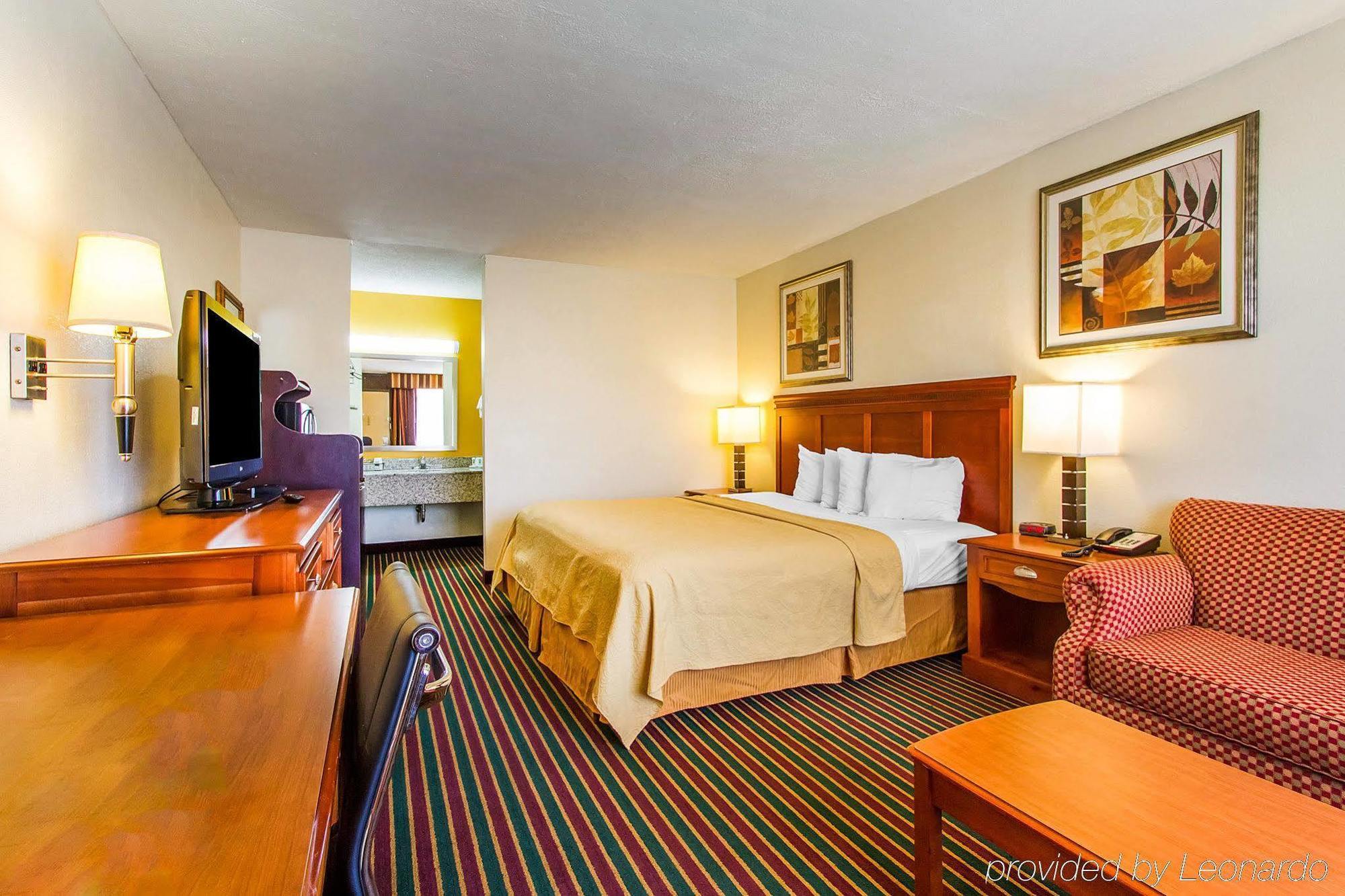 Econo Lodge Dyersburg Екстериор снимка